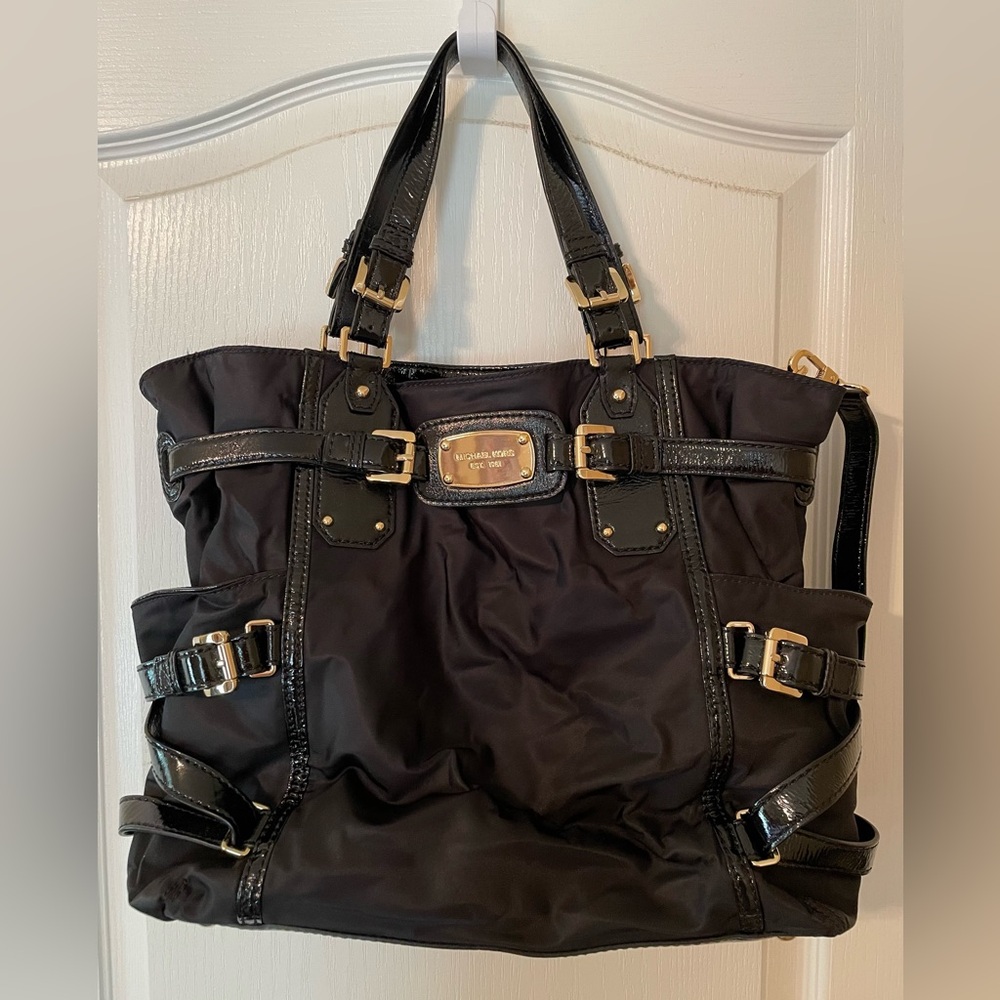 Michael Kors Gansevoort Large Black Leather/Nylon Satchel Handbag